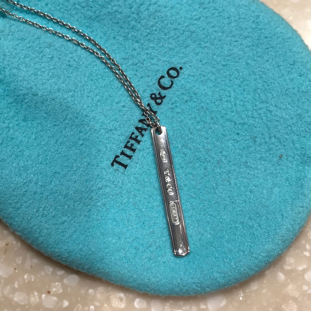T & Co 1837 bar pendant and necklace